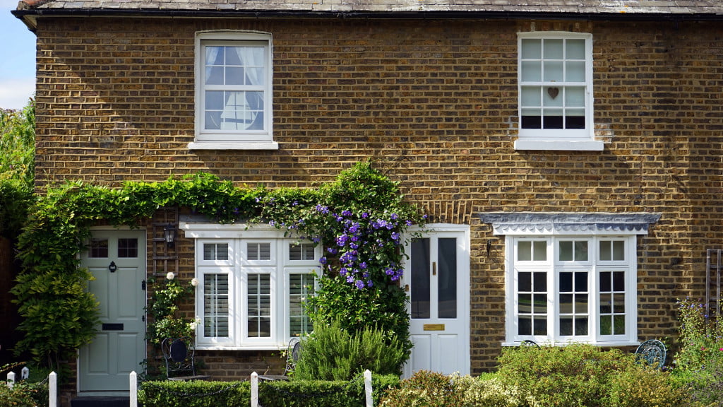 exterior windows after spring cleaning